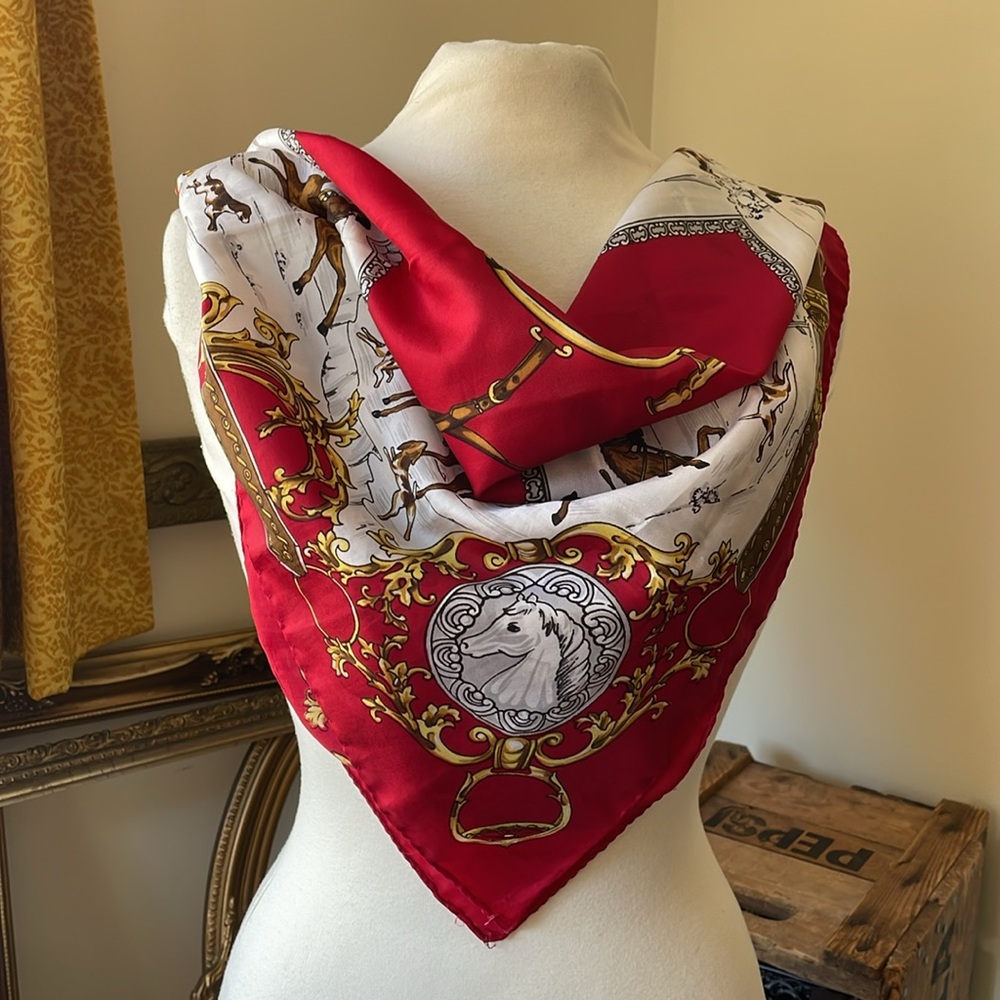 Vtg  Horse‎ Jumping Scarf